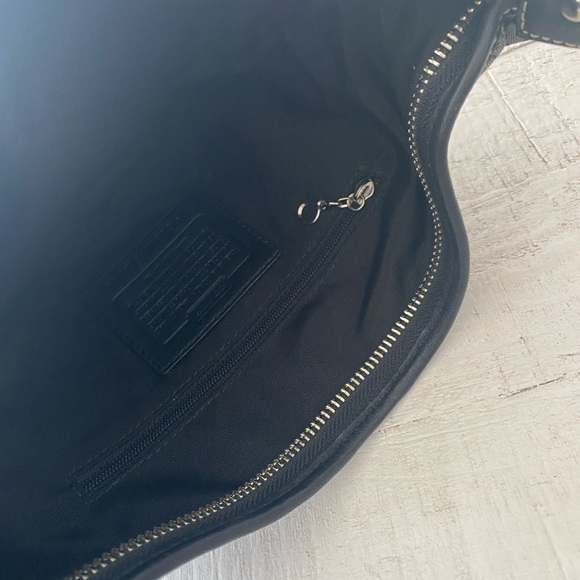 Coach small hobo bag signature canvas black purse - Picture 10 of 10